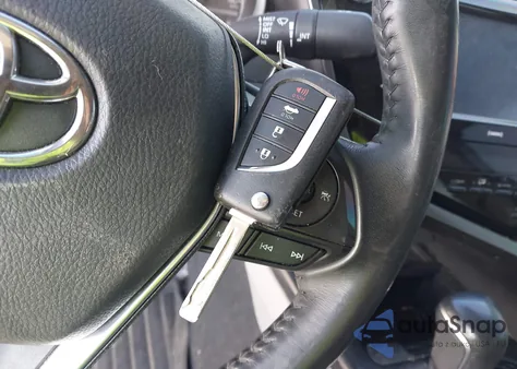 2020 Toyota Camry Se Awd из США, поврежденный, VIN 4T1G11BK2LU008335